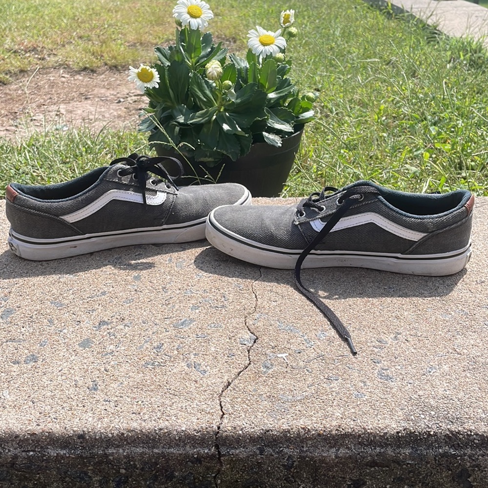 vans - Picture 5 of 6